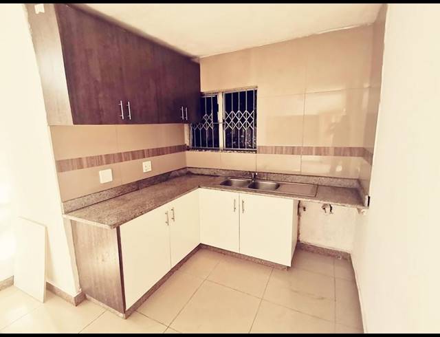 2 BEDROOM PROPERTY TO RENT IN RESERVOIR HILLS